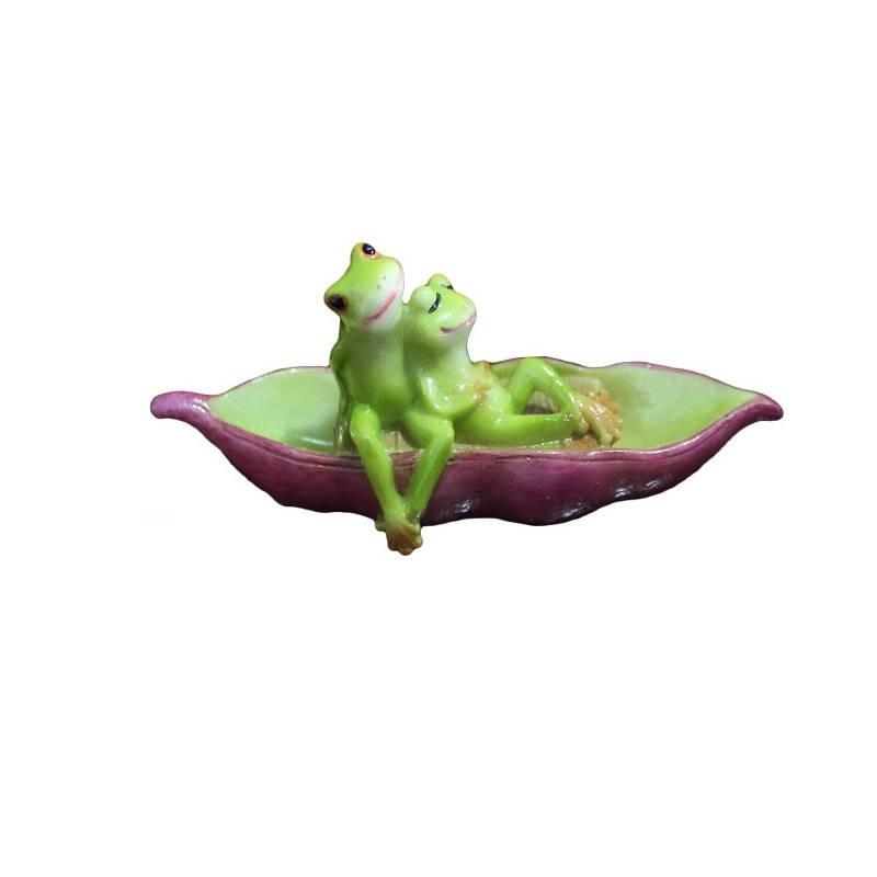 Couple Frog Resin Sitting On A Pea Boat And Vibrant Koi For Decor Balcony