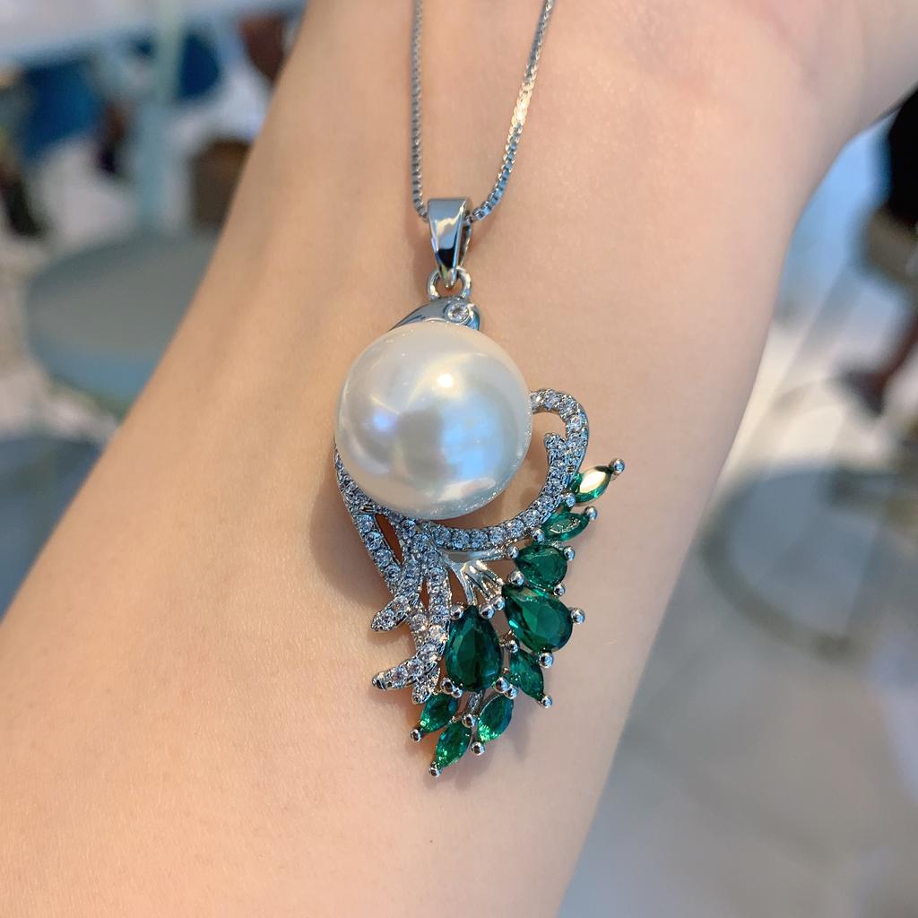 Cross Border Green Treasure Deep Yellow Shell Pearl Pendant Micro Inlaid Simulation Socialite Set Necklace Women