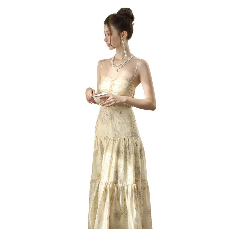 Begonia High-End Französisches Langes Kleid, Gelbes Blumen-Trägerkleid Sommer