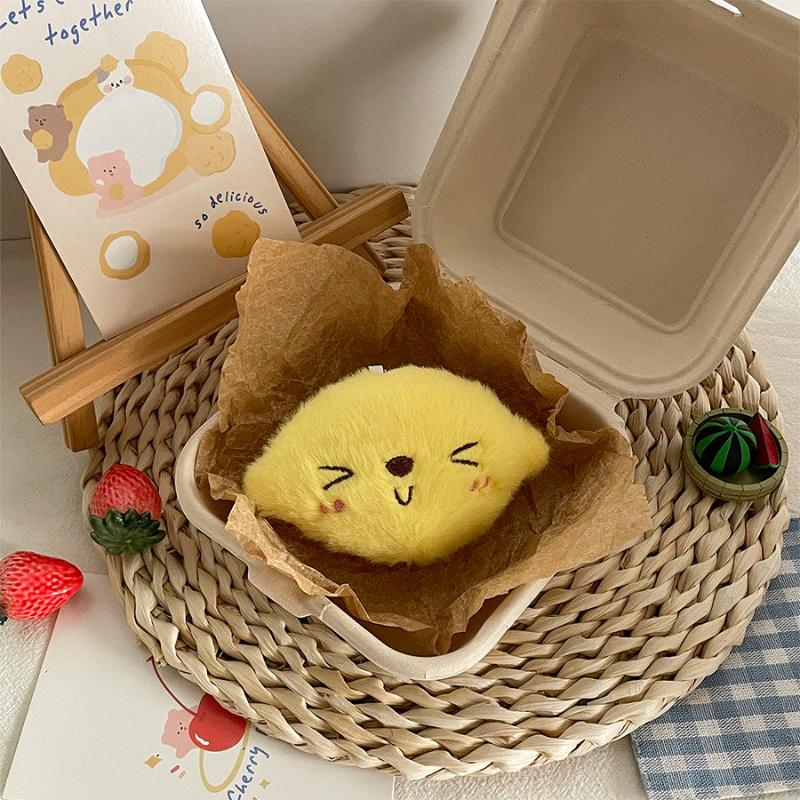 Entzückende Frucht-Schlüsselanhänger Plüschtiere Puppen Hochzeitskonfetti Mädchen-Taschenanhänger Schultaschen Weiche Kuscheltiere Für Alle Altersgruppen