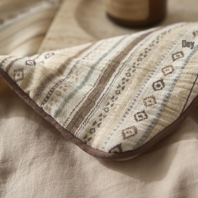 2026 Spring/Summer French Chic Cotton Linen Cooling Quilt for Dorms and Homes