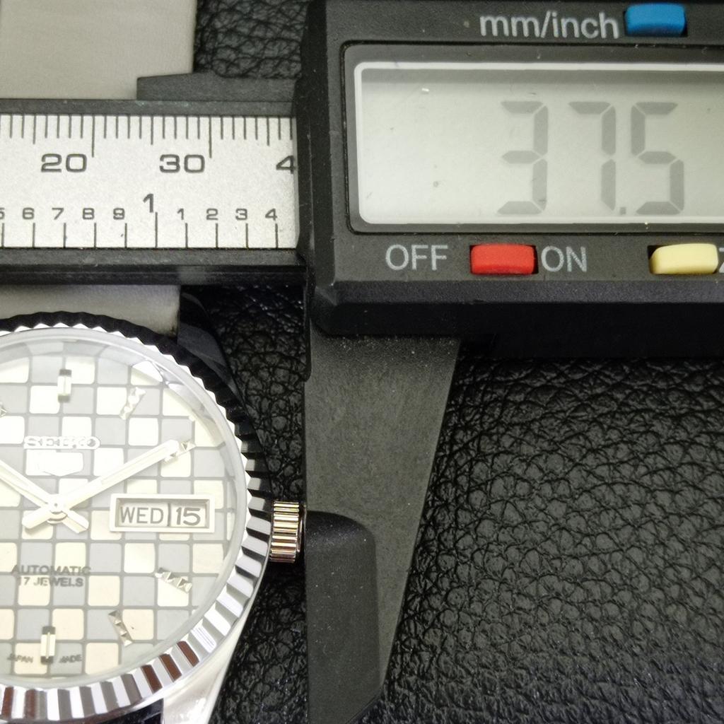 VINTAGE REFURBISHED SEIKO 5 AUTOMATIC JAPAN MENS GREY COLOR DIAL WATCH A440349-4 Sk-a440349