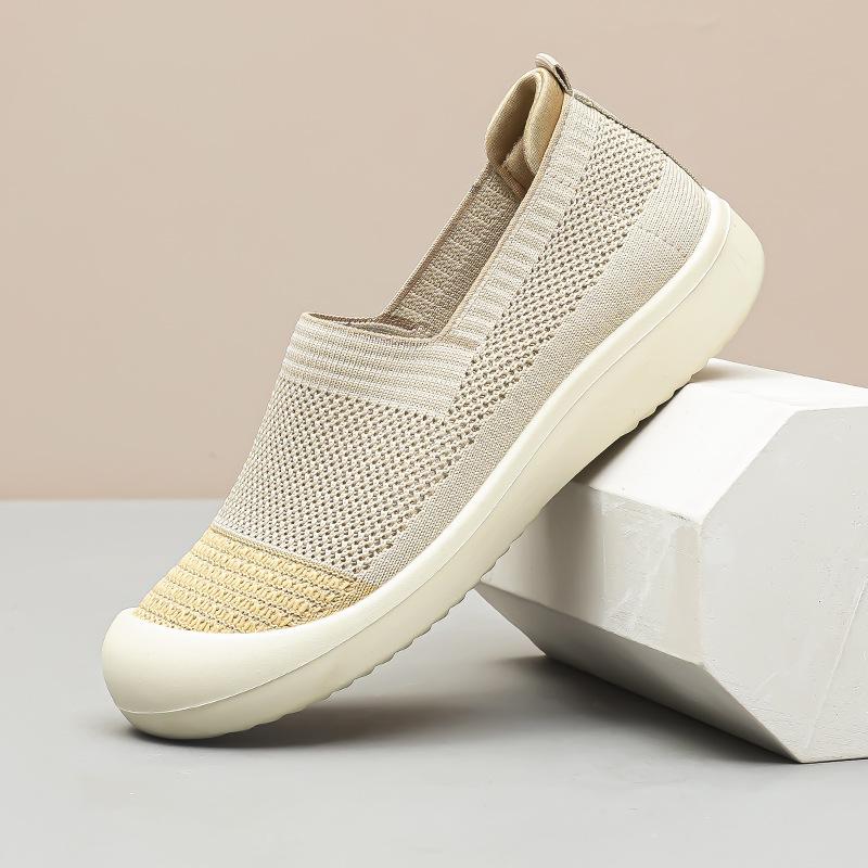 Shoes women's summer new versatile casual shoes soft sole not tired feet comfortable mother shoes one pedal shoes