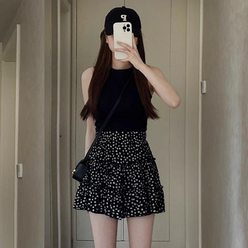Summer 2025 Floral High-Waisted Loose Slimming Drawstring Anti-Exposure Cake Skirt