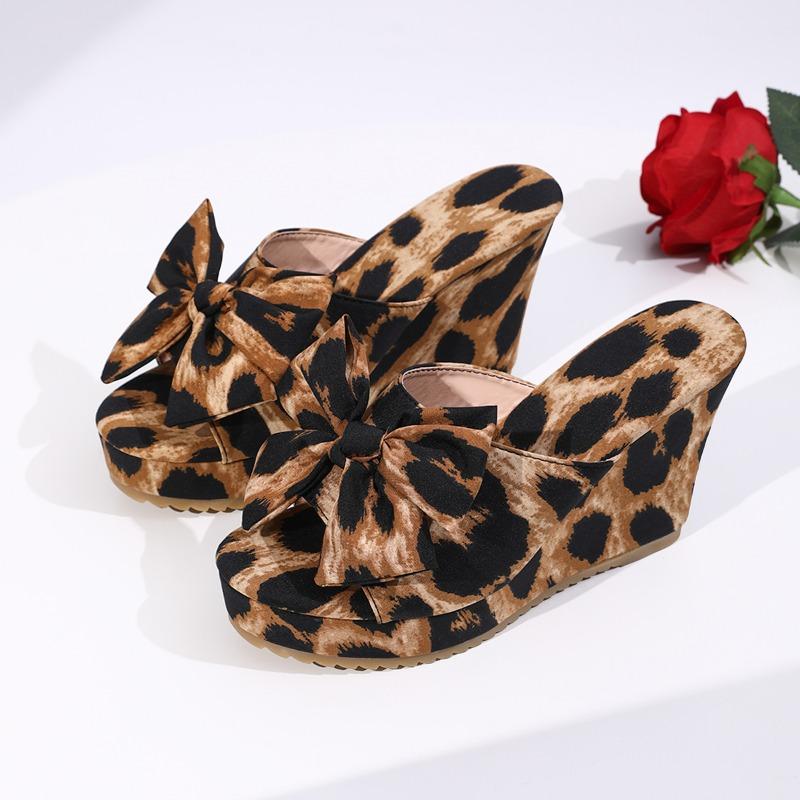 

Fashion Summer New Slippers Women Fashion Round Head Cloth Leopard Print Butterfly Knot Thick Soles Anti-slip Wear-resistant High Heels 43 темно-коричневого