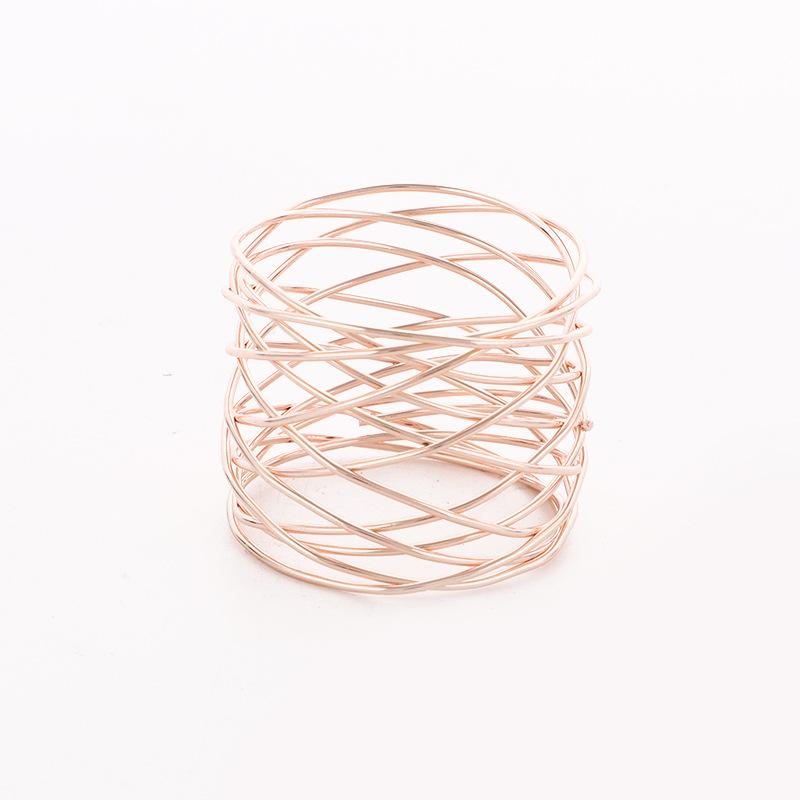 Metal Cross Hollow Sliver Napkin Buckle Wide Round Gold Napkin for Dinner Parties Dining Table Decoration