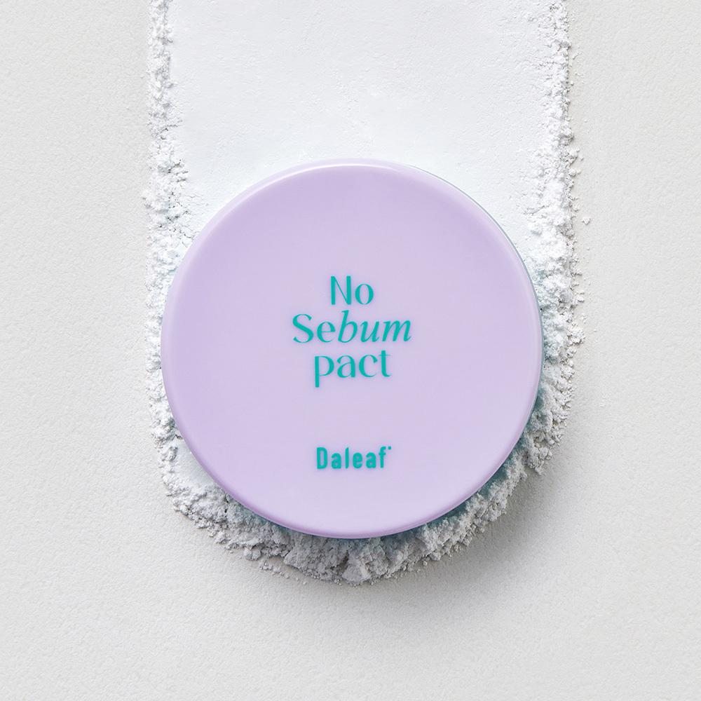 Daleaf Glam No-Sebum Hair Pact 5g