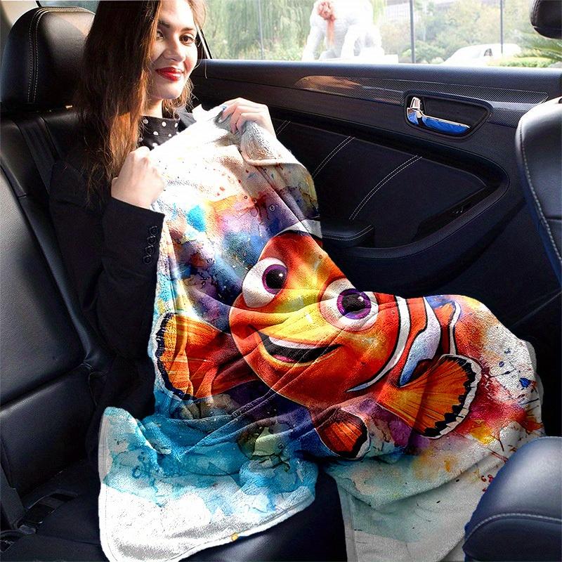 1pc, Vibrant Clownfish Watercolor Art Blanket - Seasonal Decorative Throw for Home, Soft Flannel Throw Blanket - Versatile & Cozy for Bedroo
