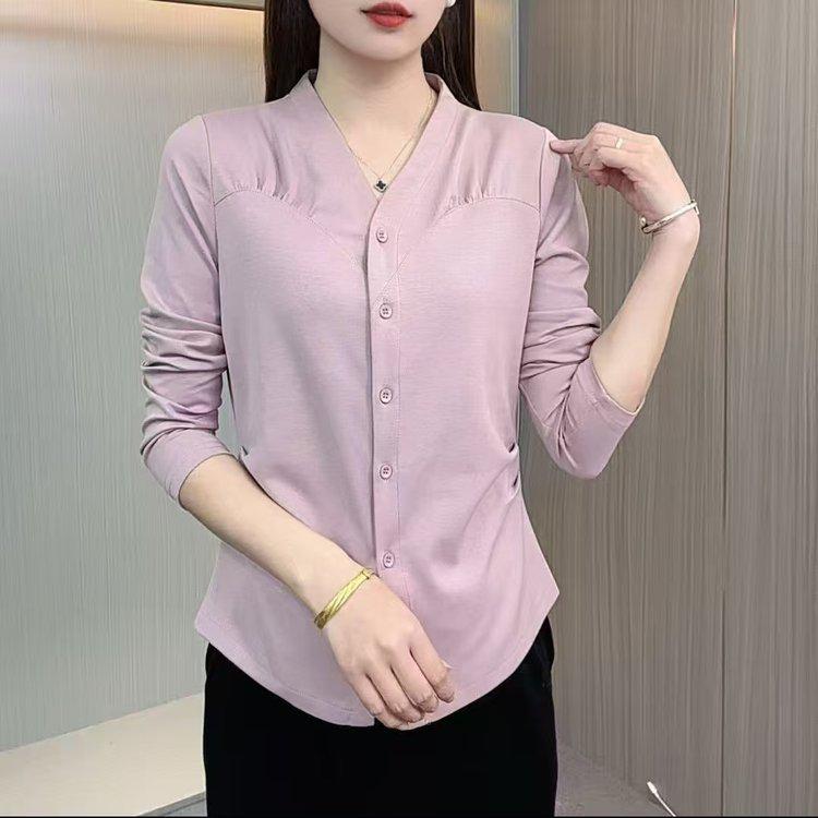 2026 Spring Women's Long Sleeve Versatile Top: Age-Reducing Design for Mothers