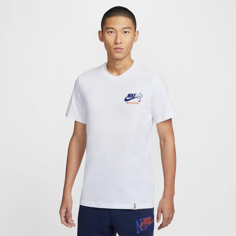

Nike Men S Nike SporTSwear Graphic T ShirT Fv3755 100 100