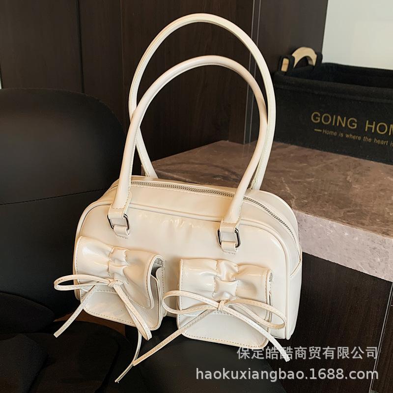 Large-capacity bag women's 2025 new summer versatile niche design shoulder underarm bag Korean version commuter pillow bag