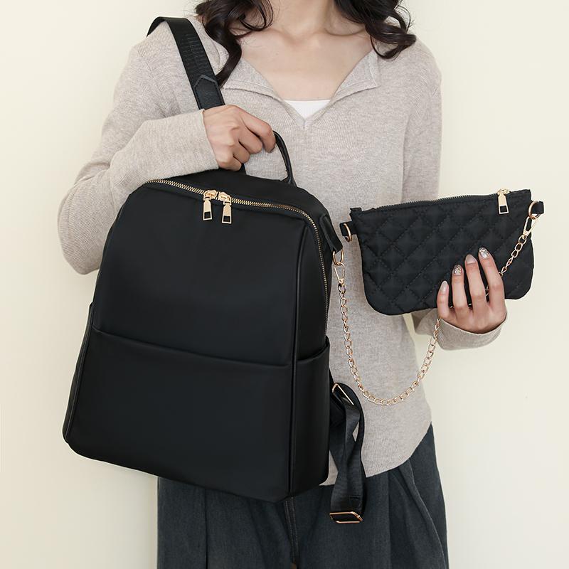 Женский однотонный рюкзак для путешествий с цепочками — фото 6