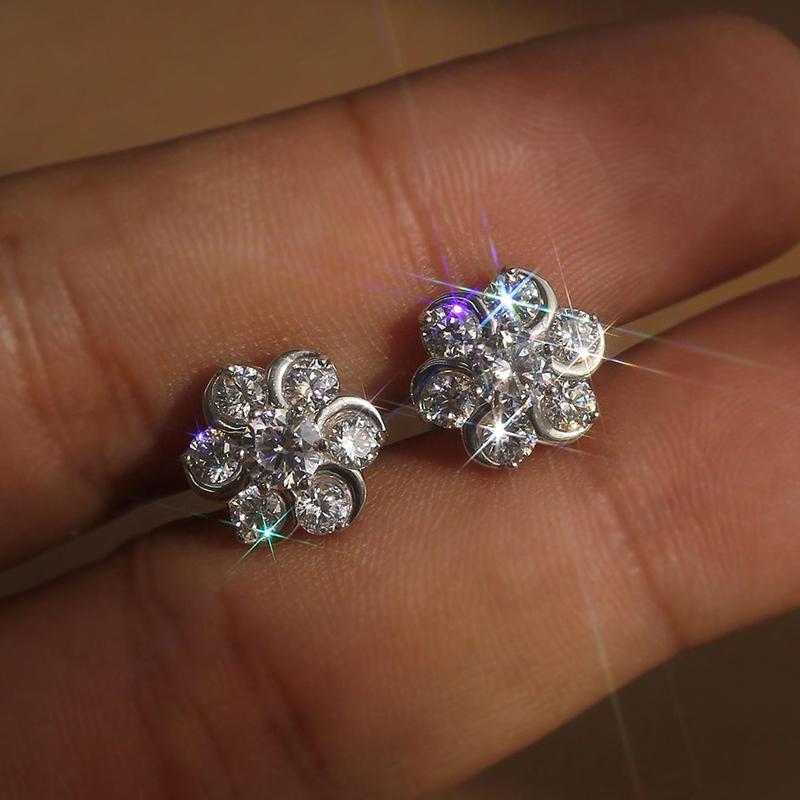 

Huitan Dazzling Cubic Zirconia Stud Earrings Women Crystal Flower Ear Piercing Accessories Daily Wear Fashion Versatile Zircon