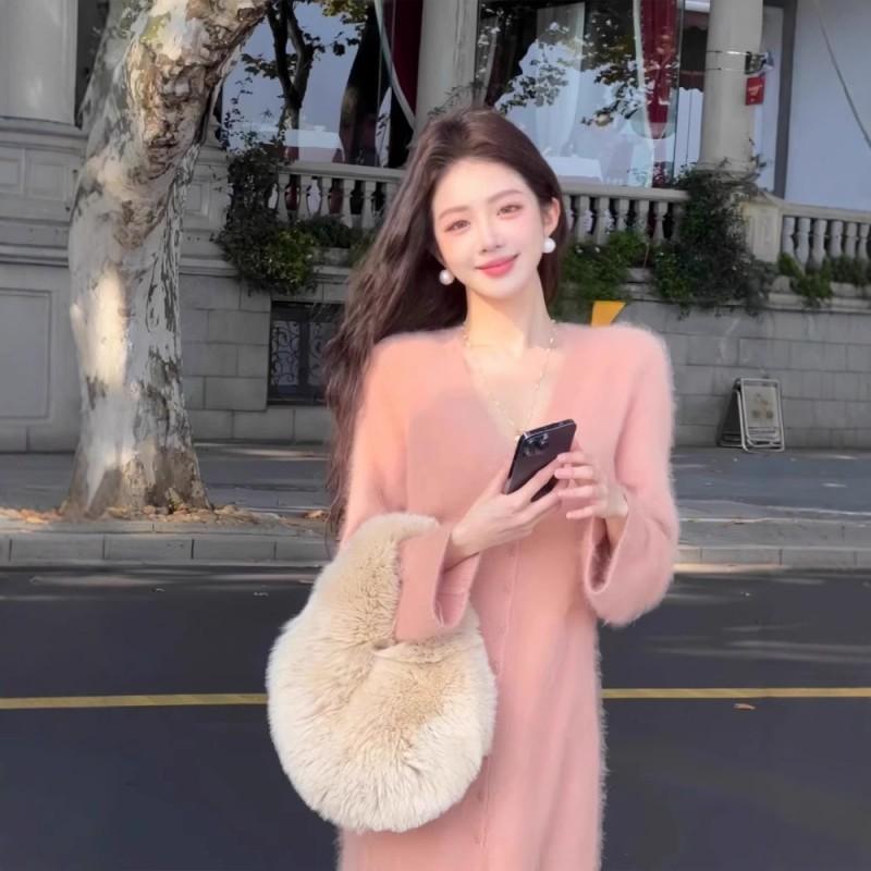 Womens Pink Knit Sweater Dress V-Neck Long Sleeve A-Line Midi Soft Rayon Blend Casual Elegant Outfit