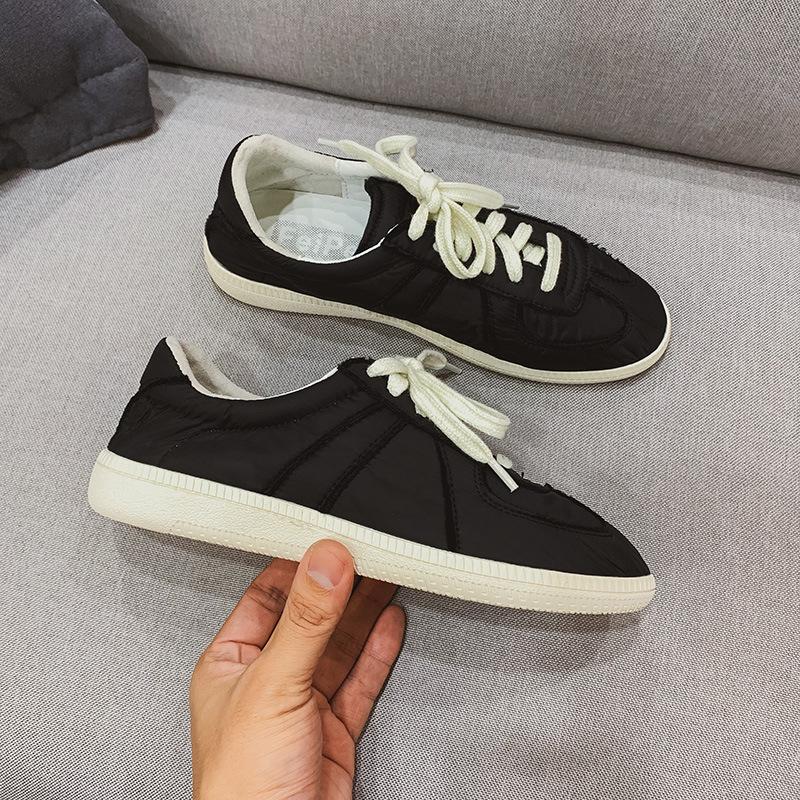 

Cloud little white shoes women s 2025 spring and summer new soft leather soft sole light moral training pregnant women board shoes casual sports shoes 40