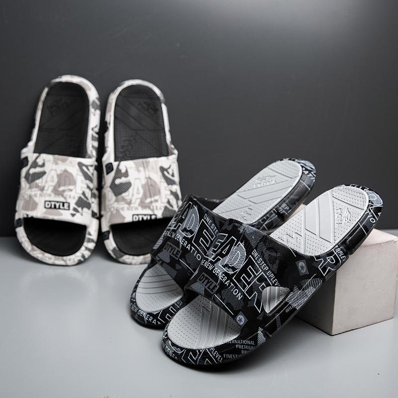 Fashion Men's slippers Sandals Wear-resistant Shoes for men Soft and comfortable Waterproof Bathroom slippers Indoor and outdoor Fahsion