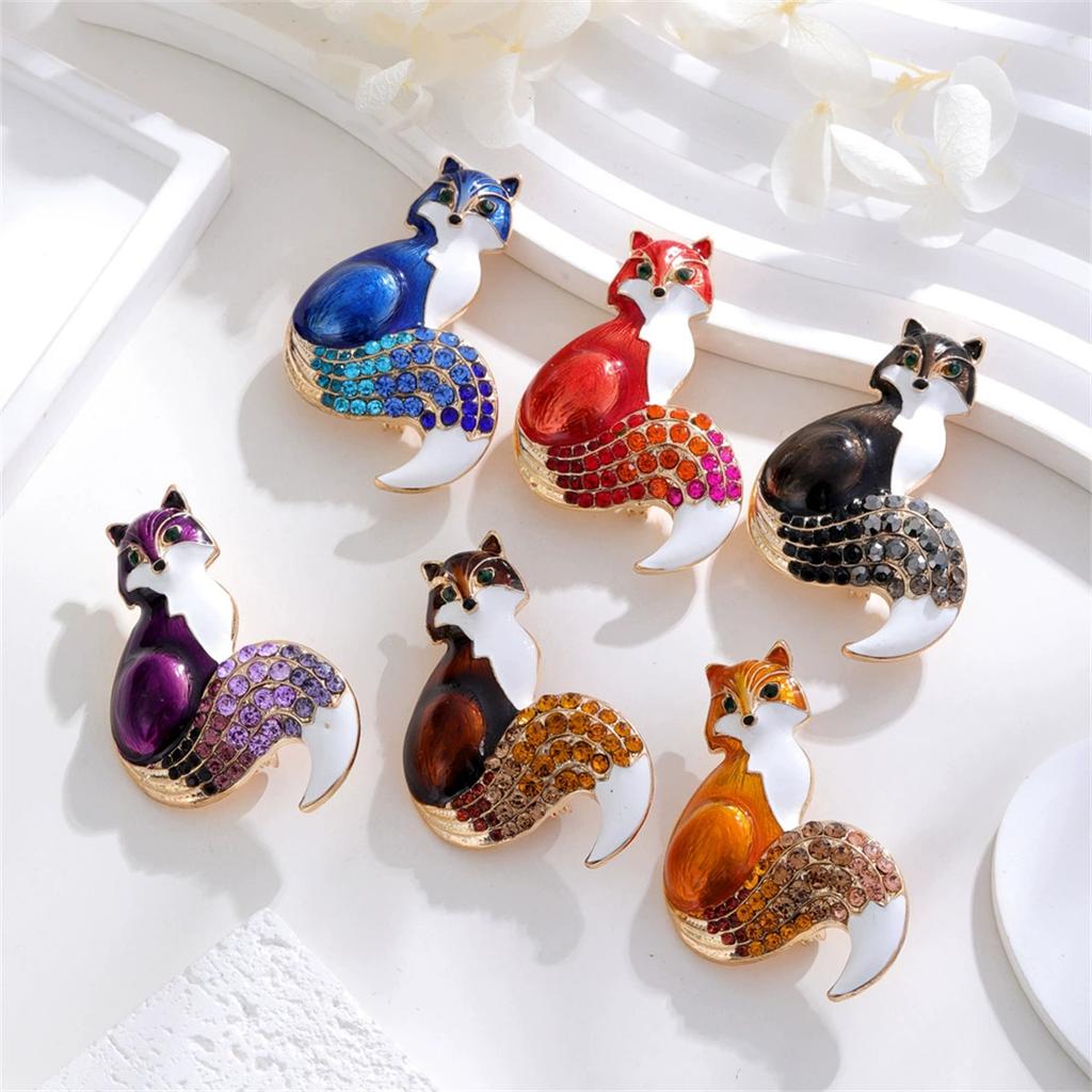 Dripping Oil Retro Fox Brooch Exquisite Charm Pin Creative Fashion Elegant Y2K Jewelry Accessories Party Birthday Gift Souvenir