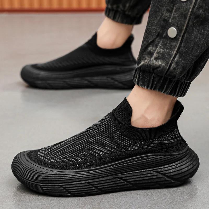 New Thick Sole Set Foot Lazy Shoes Fly Woven a Slip Ventilated Men's Shoes Non-slip Wear Casual Sports Shoes