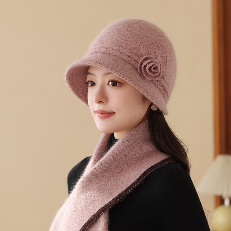 Middle Aged and Elderly Hats Autumn and Winter Three Dimensional Flower Wool Hats  Fashionable and Elegant Hats  New Style for Women