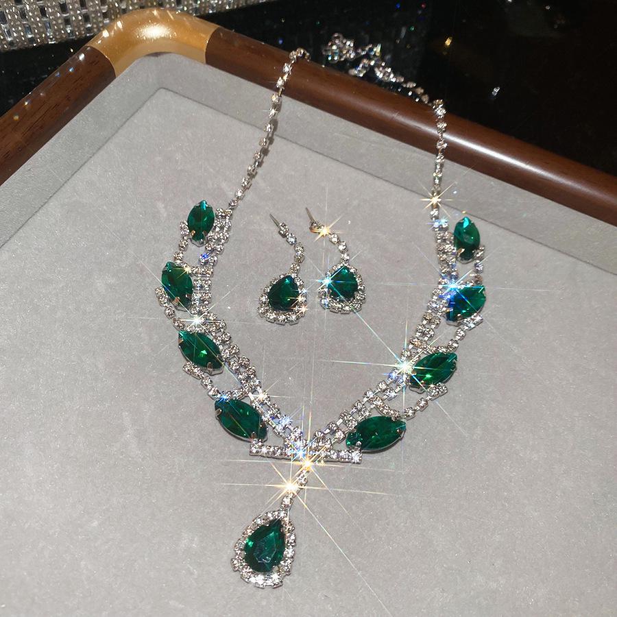 Elegant Vintage Rhinestone Water Drop Necklace & Earring Set for Women