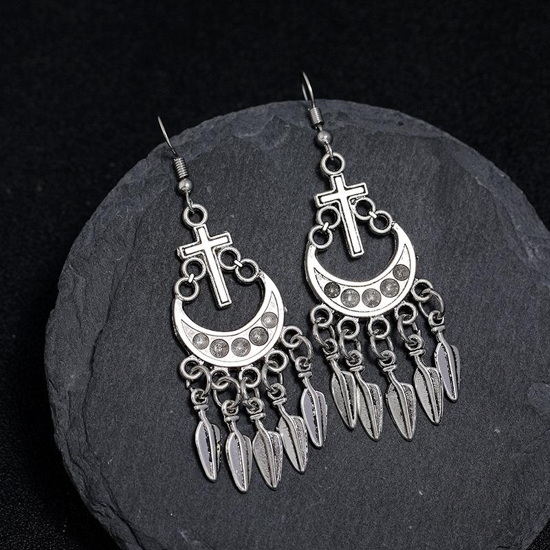 Retro Tibetan silver fringed earrings women's long temperament versatile earrings fashion personality vacation earrings