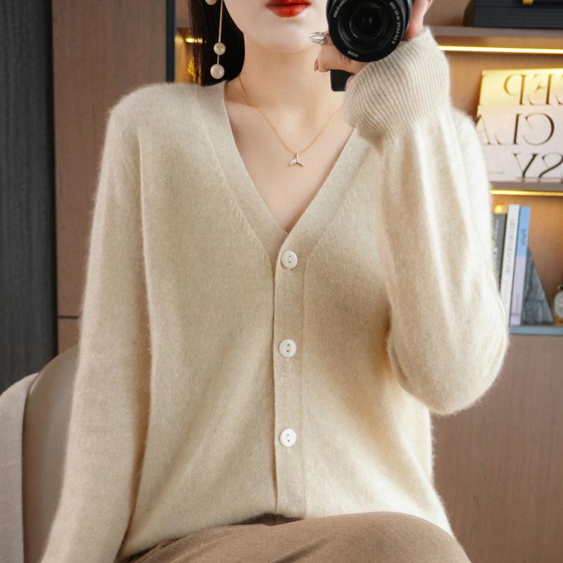 Autumn V-neck Sweater Cardigan Loose Bottoming Sweater Knitted Cardigan Female Solid Color Short Paragraph Outwear