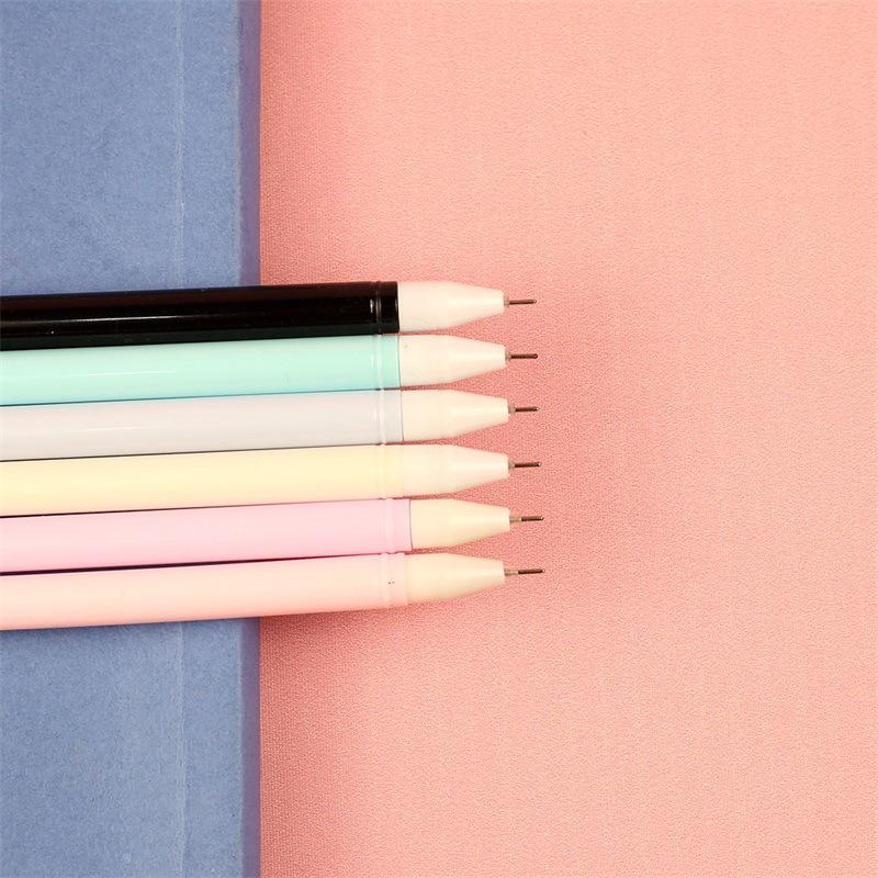 Custom Engraved Cartoon Cat Gel Pen - 0.5mm Black Ink, Anti-Lost Student Stationery Pen