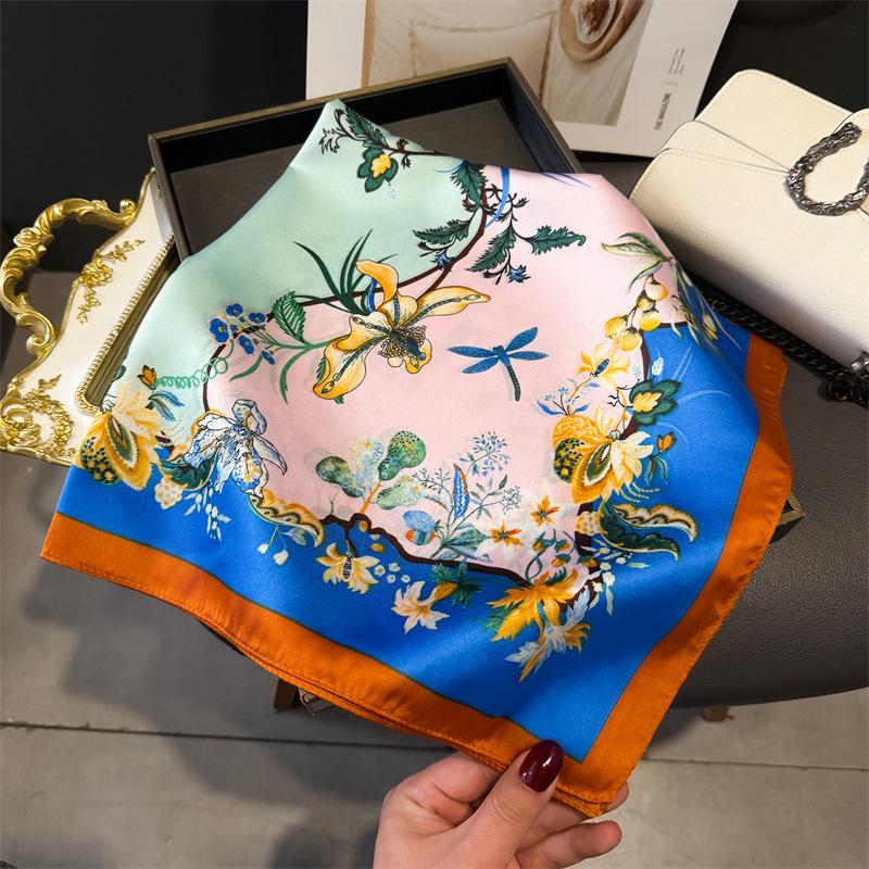 Luxury Designer Floral Print Scarf Women Silk Scarves Bandana Hijab Neckerchief Shawl Kerchief Hair Band Foulard Lady