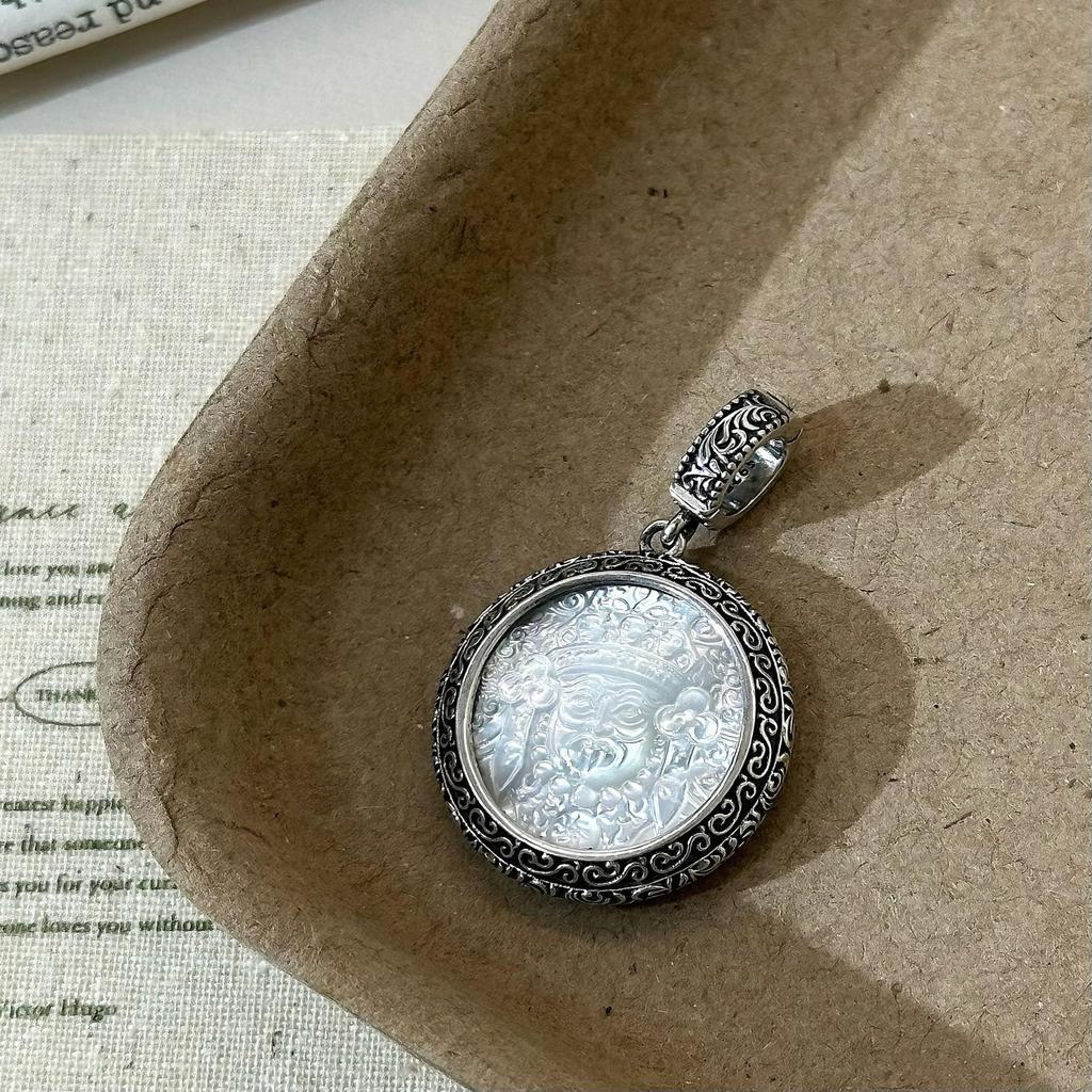 S925 Sterling Silver White Shell Arabesque Pendant - Vintage Ethnic Style