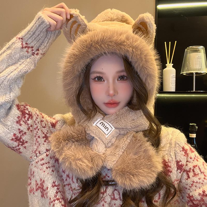 

Плюшевая шапка и шарф для женщин на осень и зиму. Высококачественная новая шапка Лей Фэн. Милый утолщенный теплый шарф.