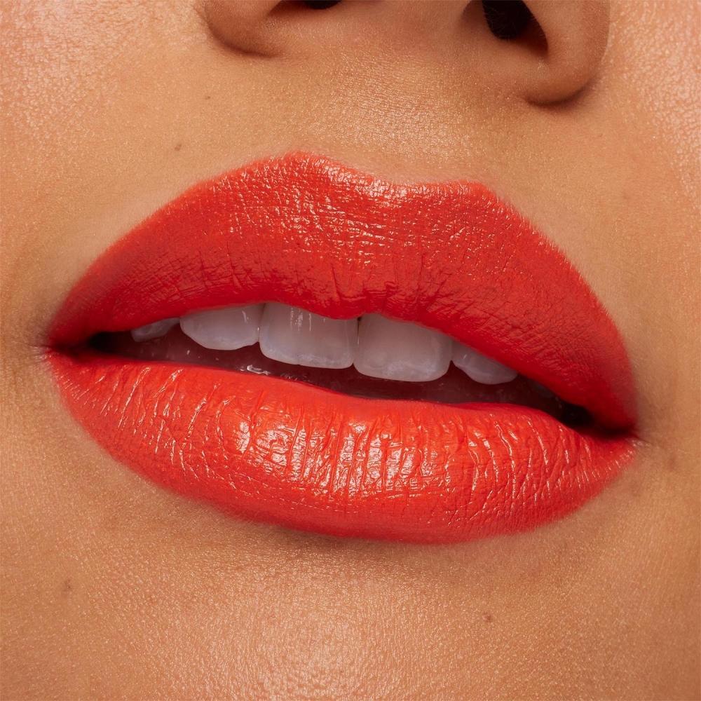 Mac MorAnge   M A cxiMAl Sleek sAtin Lipstick