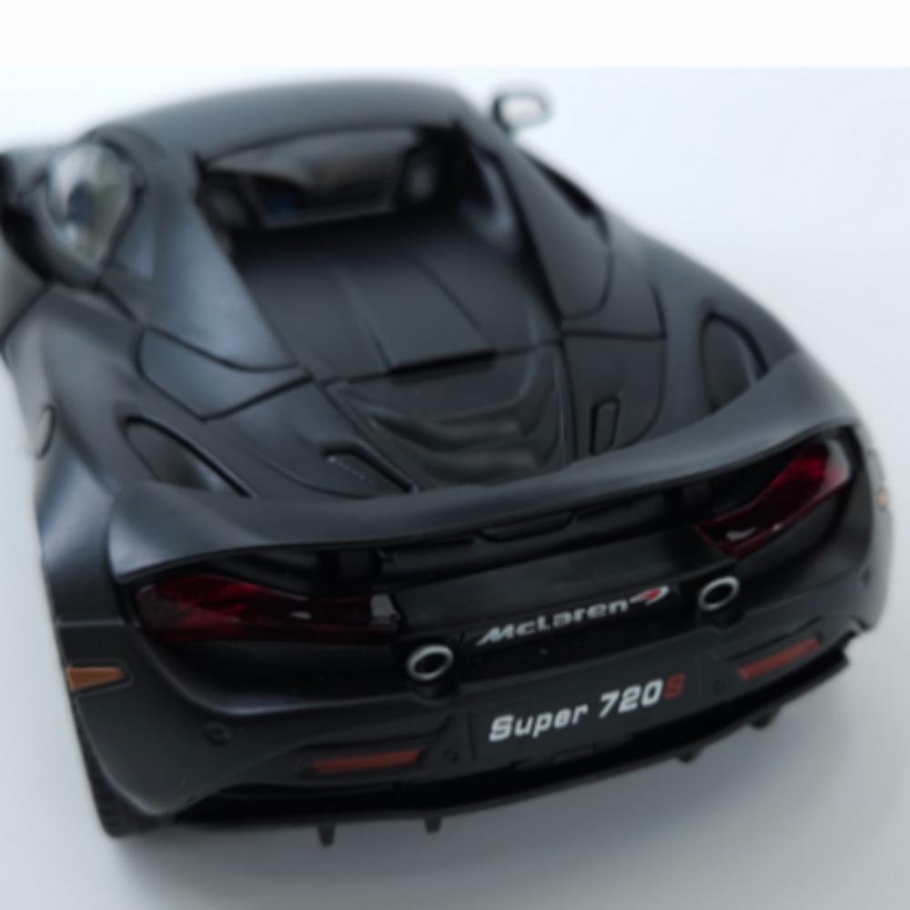 McLaren 720S Convertible Sports Car Model 1:24 Die Cast, Toy