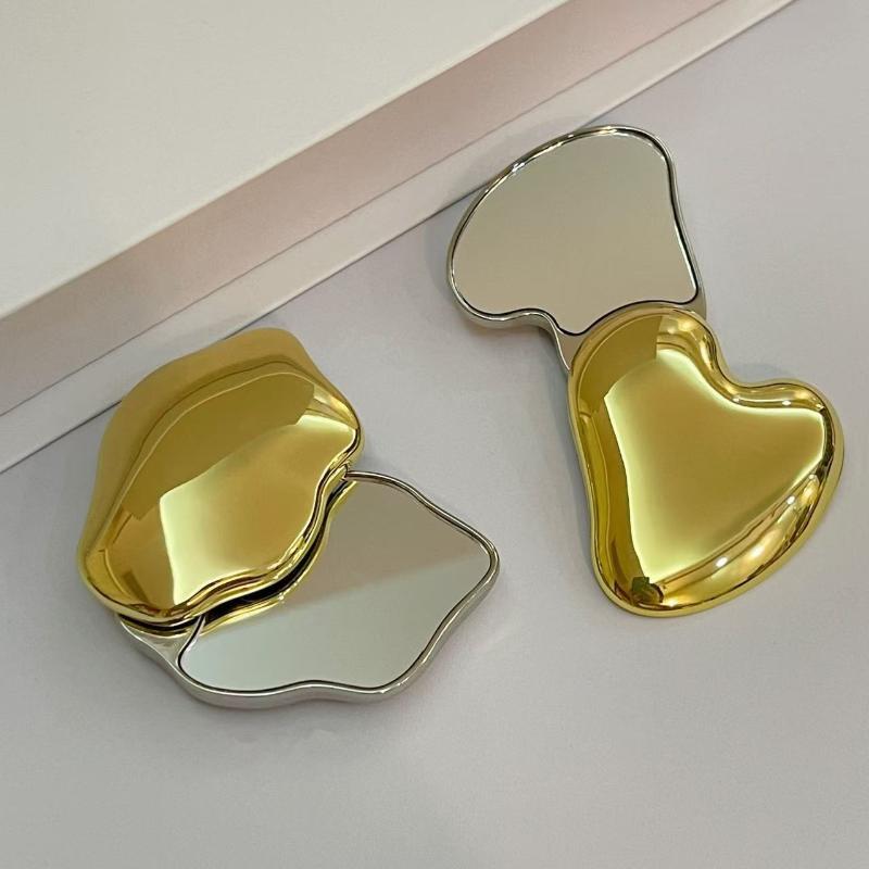 Doppelseitiger herzförmiger Schminkspiegel Mädchen Niedlicher kleiner Spiegel Tragbar Student Drehbarer Spiegel Kosmetik-Schönheitswerkzeuge Handspiegel