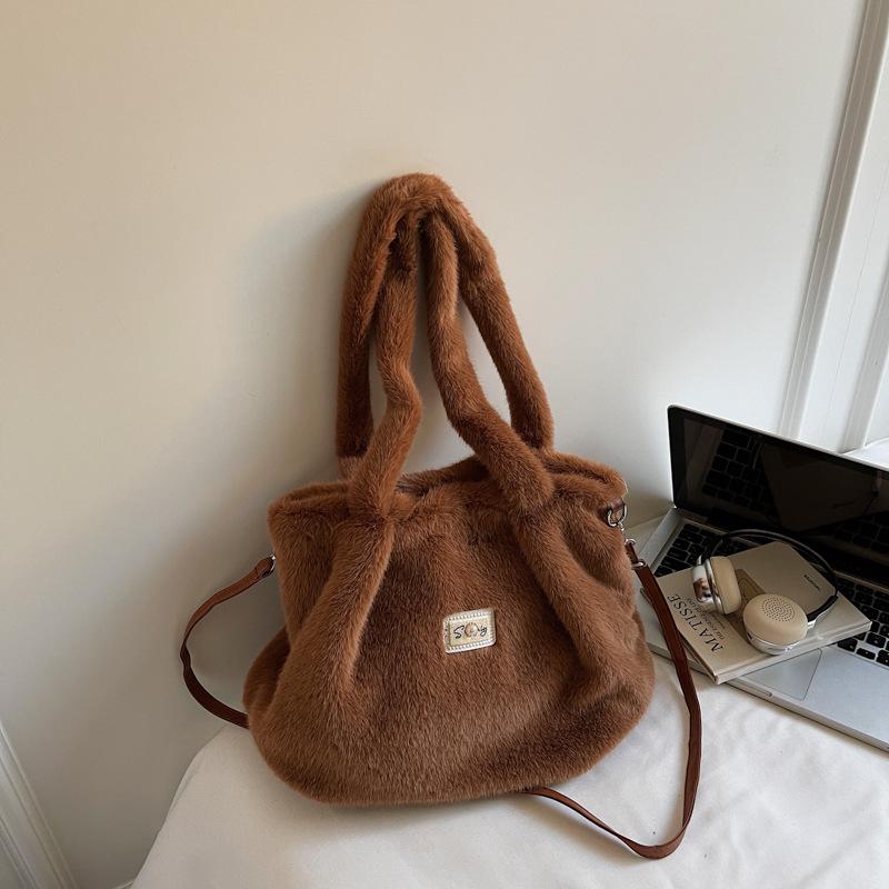 Large-capacity Plush Bag, Fashionable and High Appearance Level Tote Bag, Handbag, Furry Shoulder Bag