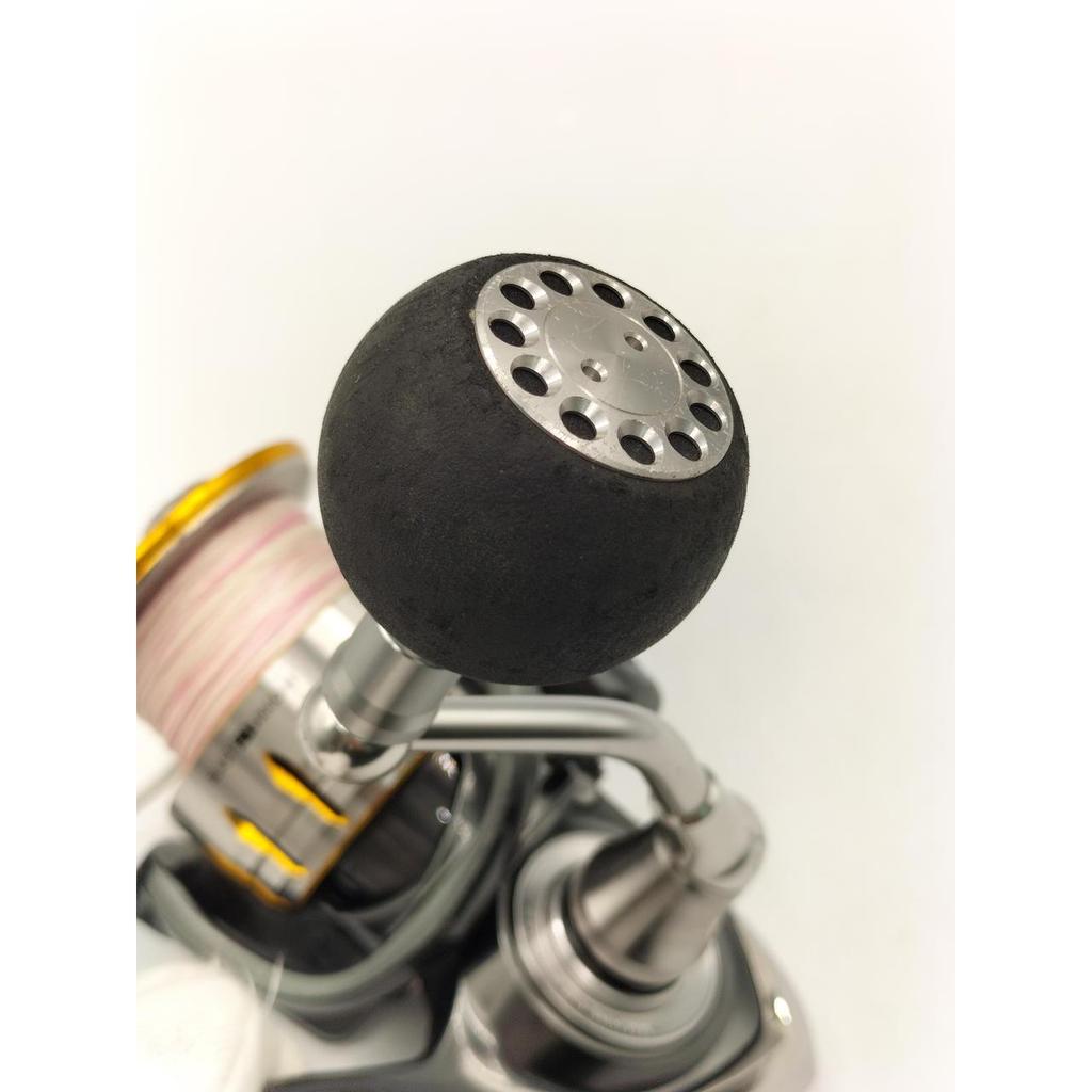 Used DAIWA LT6000D-H spinning reel