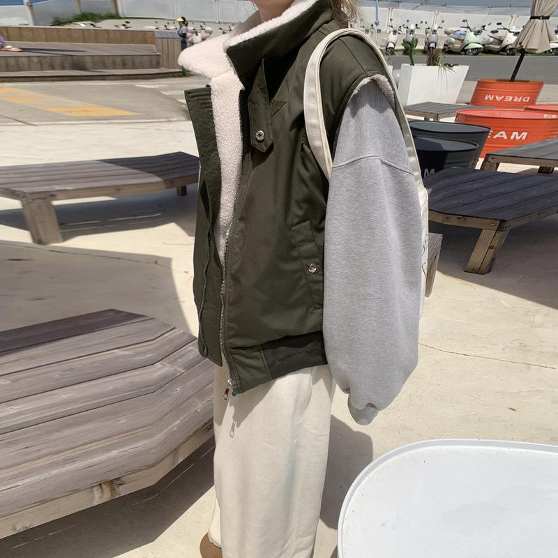

Autumn and winter new women s rocker fleece lightweight sleeveless jacket vest thickened warm sports and leisure loose lightweight jacket L