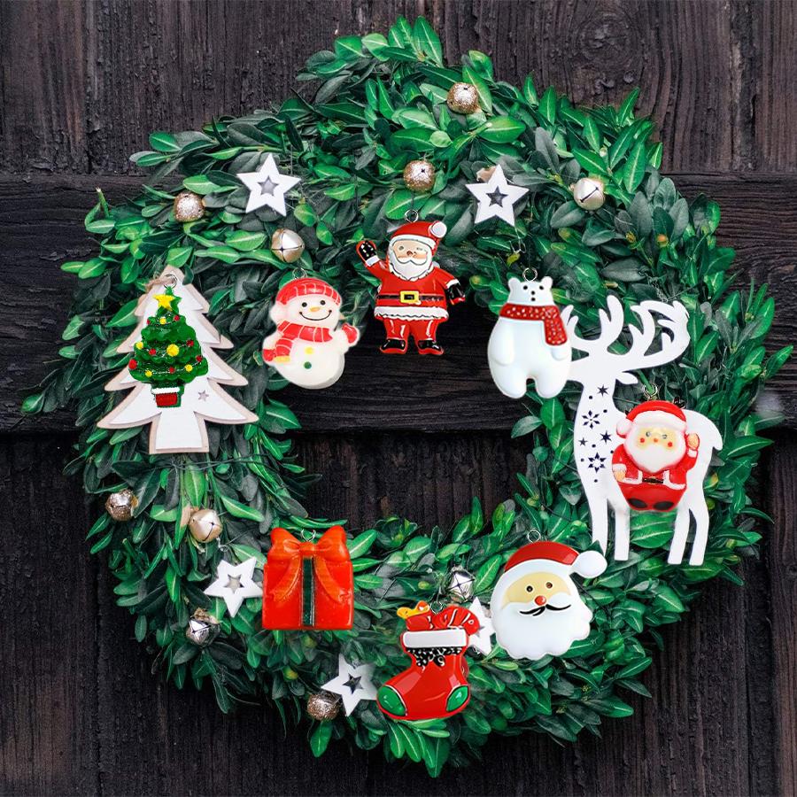 20/30pcs Mini DIY Christmas Keychains Christmas Tree Ornaments Resin Miniaturess for Craft Christmas Decor