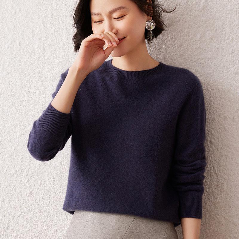 Women's Seamless Cashmere Round Neck Pullover - Loose Fit Casual Knitwear Base Layer for Autumn & Winter