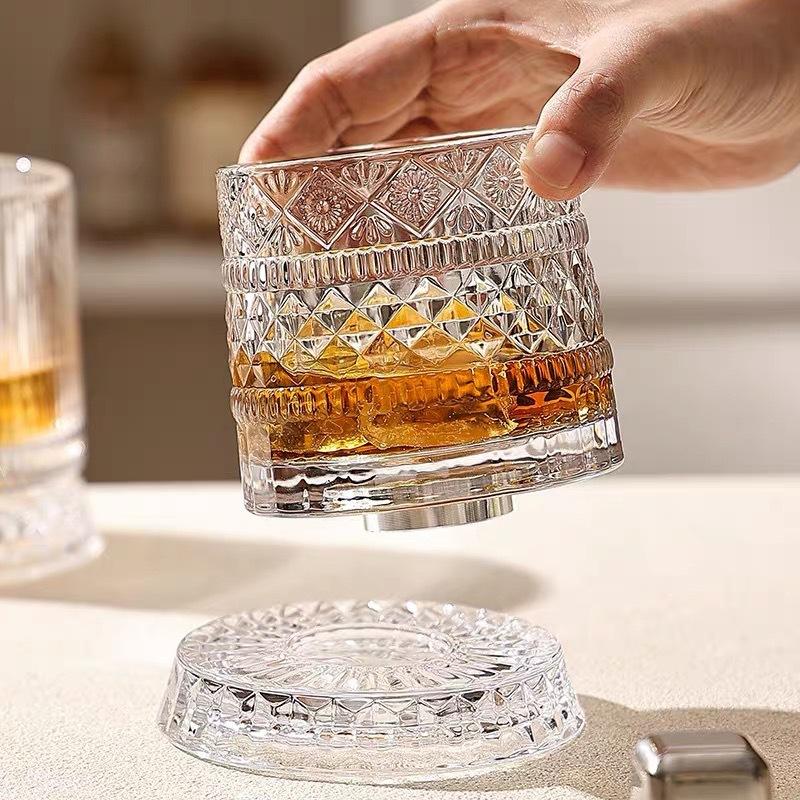 European-style light luxury 360° rotating decompression star diamond crystal glass red wine glass, whiskey glass