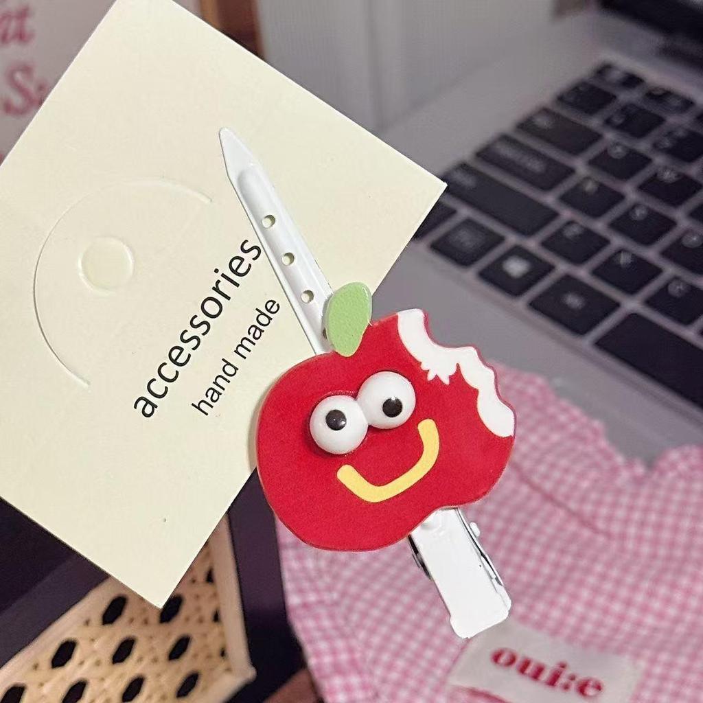 3D Red Apple Emoji Hair Clip - Cute & Creative Seamless Bangs Accessory