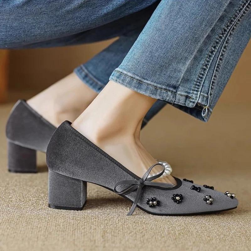 Fashion Japanese Style Lolita Block Heel Woman Pumps with Bow Medium Heels Chunky Pointed Toe Mary Jane Shoes for Women Gothic Pearl Y2k