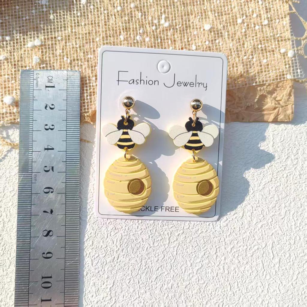 Kolczyki na Dzień Nauczyciela - Serce z Jabłka i Ołówek - Kolorowy Styl Ins