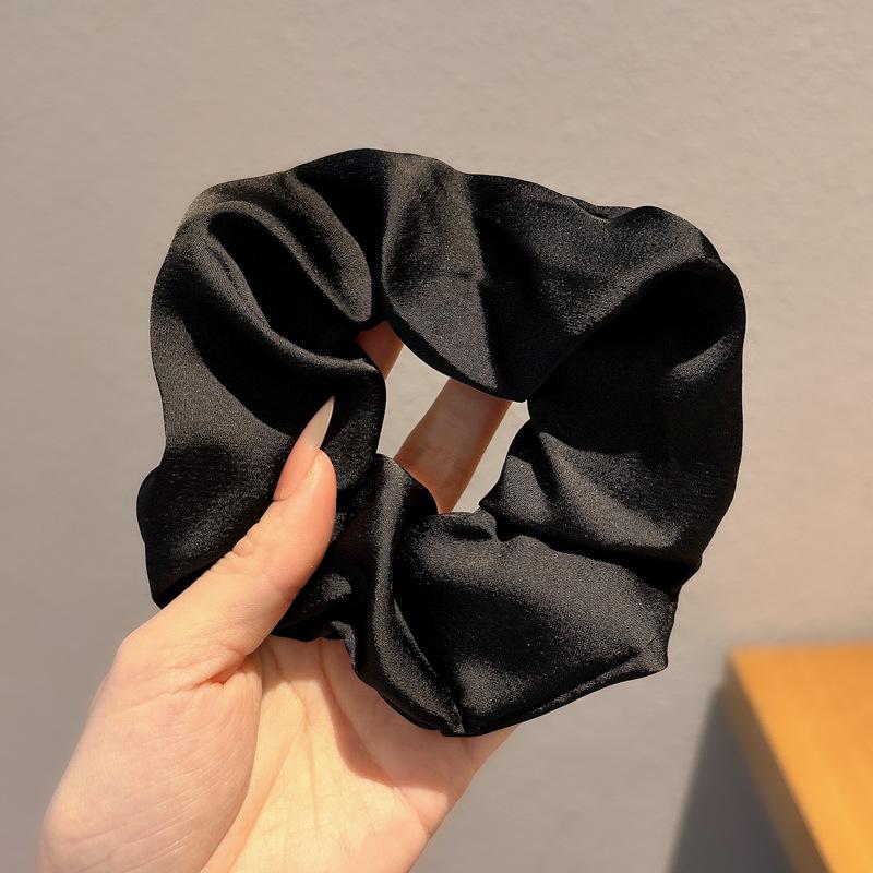 Korean Style Spring/Summer Floral Intestine Hair Scrunchie for Women – Elegant Ponytail Tie and Mori Girl Accessory.