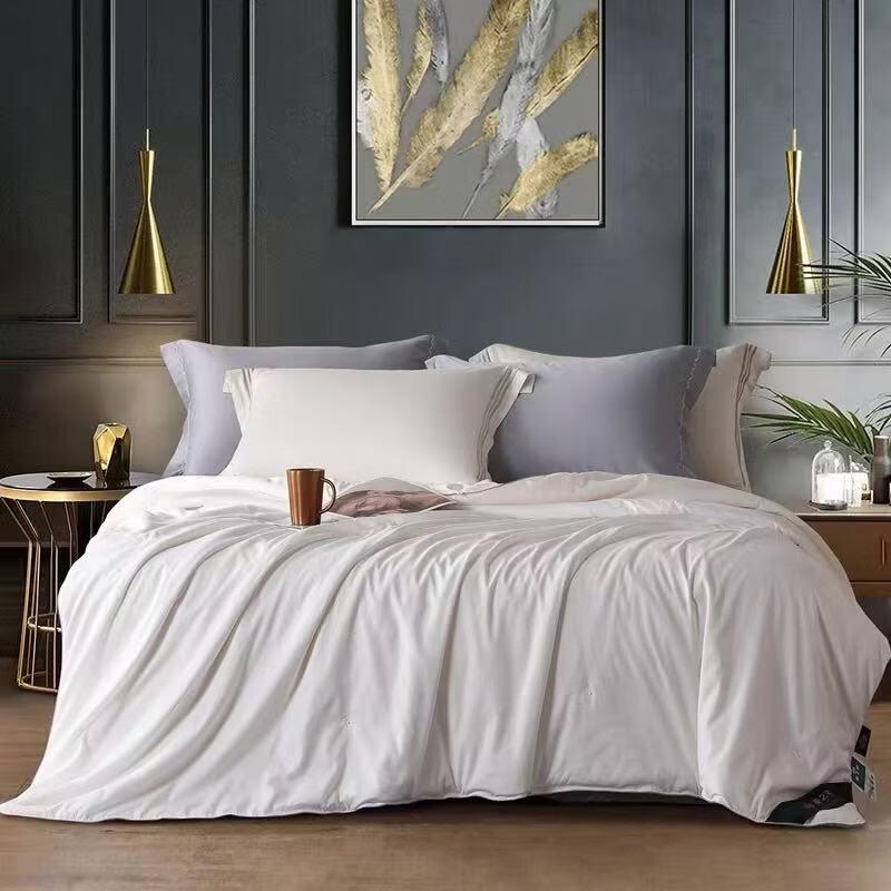 Pugu Jacquard Polyester Quilt