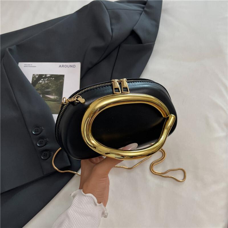 2026 Hot Sale Trendy Fashionable Crossbody Chain Bag Evening Bag Mini Bag Vintage Metal Handle Chain Shoulder Bags For Lady