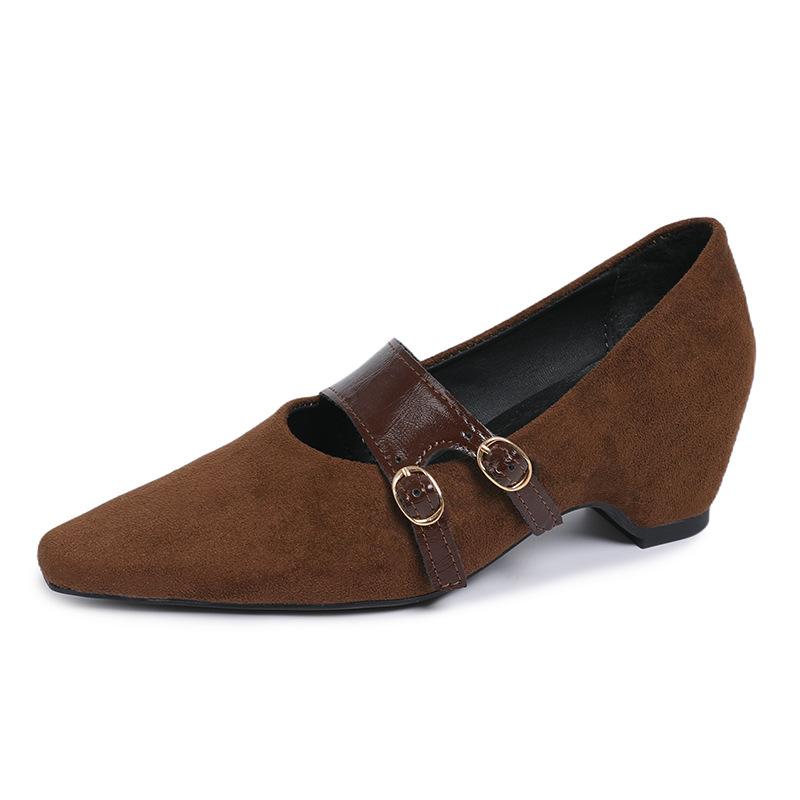22 new French retro pointed head shallow mouth single shoes elegant inner height increasing temperament commuter shoes 35 коричневый