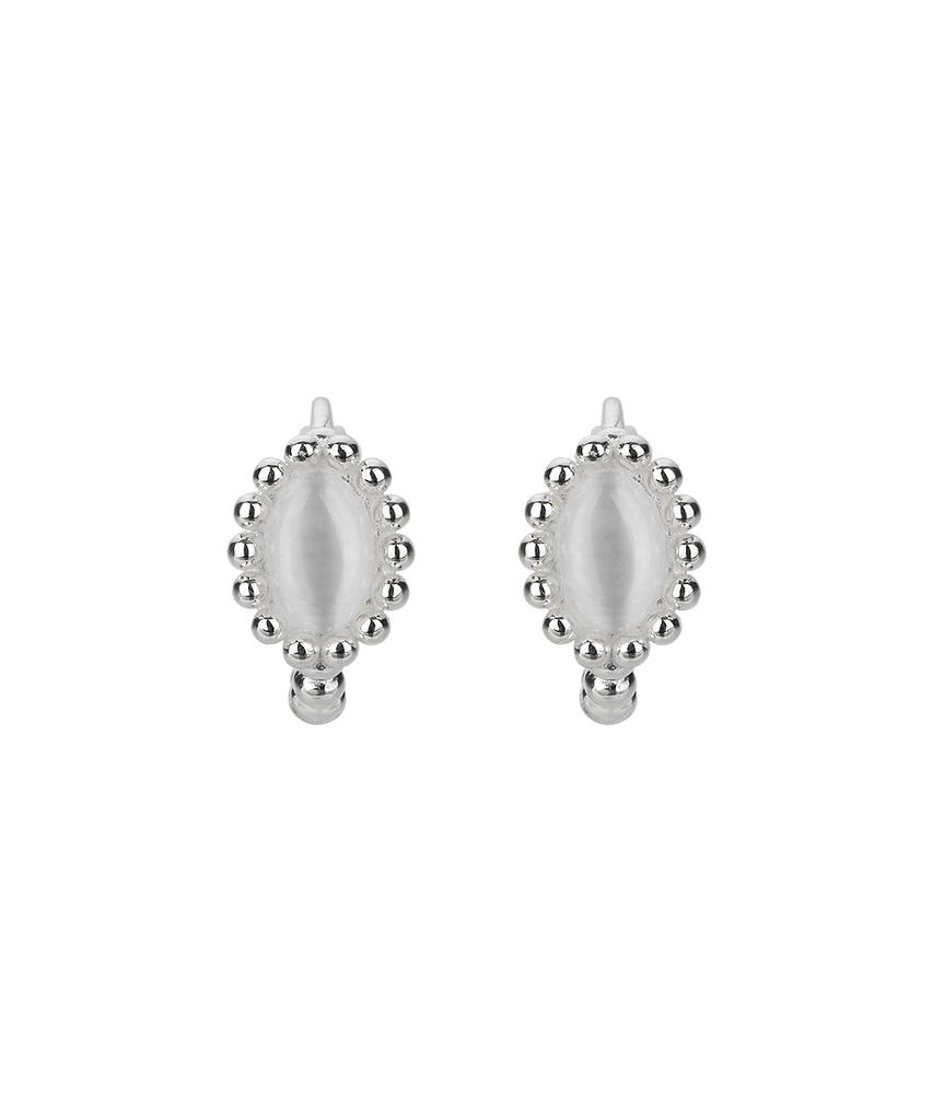 Xanadu Oval Stone Earrings_White | Silver