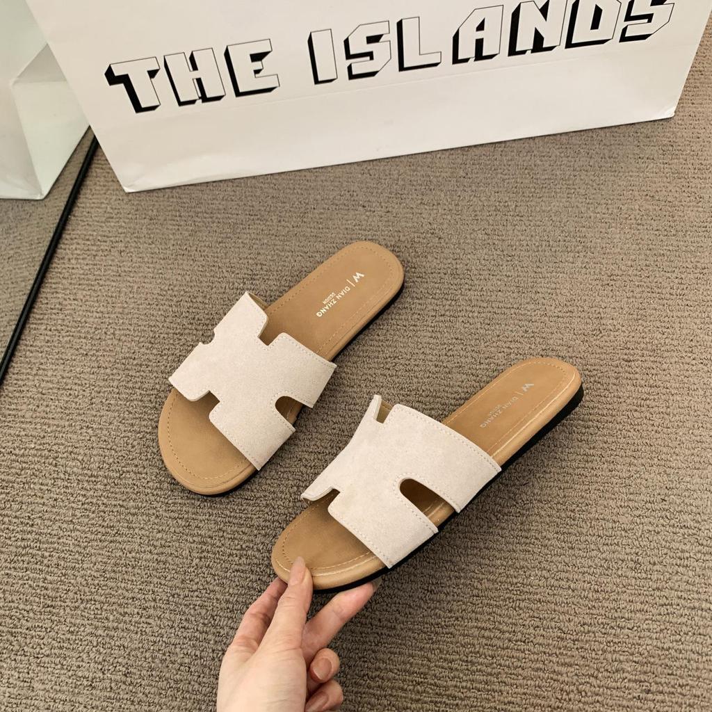 French Retro Birkenstock Slippers Wear Summer New Beautiful Temperament Flat Bottom Cool Slippers