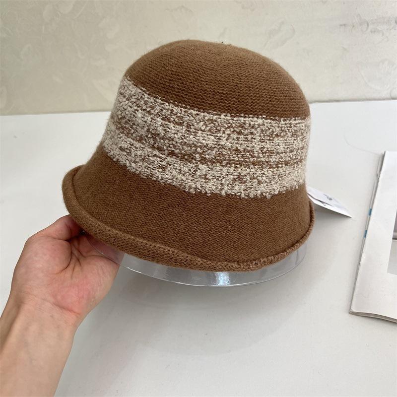 

Double-sided fisherman s hat children s autumn and winter warm wool blended knitted hat warped edge contrasting color M（56-58cm） чорний