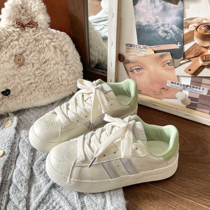 Guochao Niche McDonald's Red Contrasting Color Board Shoes Women's Versatile Platform White Shoes Casual Bread Shoes